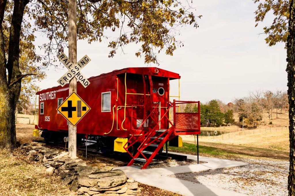 Villa Bourbon Trail: Caboose On The Farm Lawrenceburg Exterior foto
